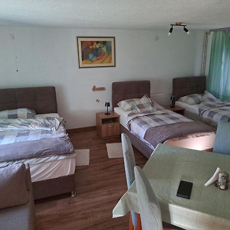 Studio Apartmani "Stimac" Garesnica Buitenkant foto