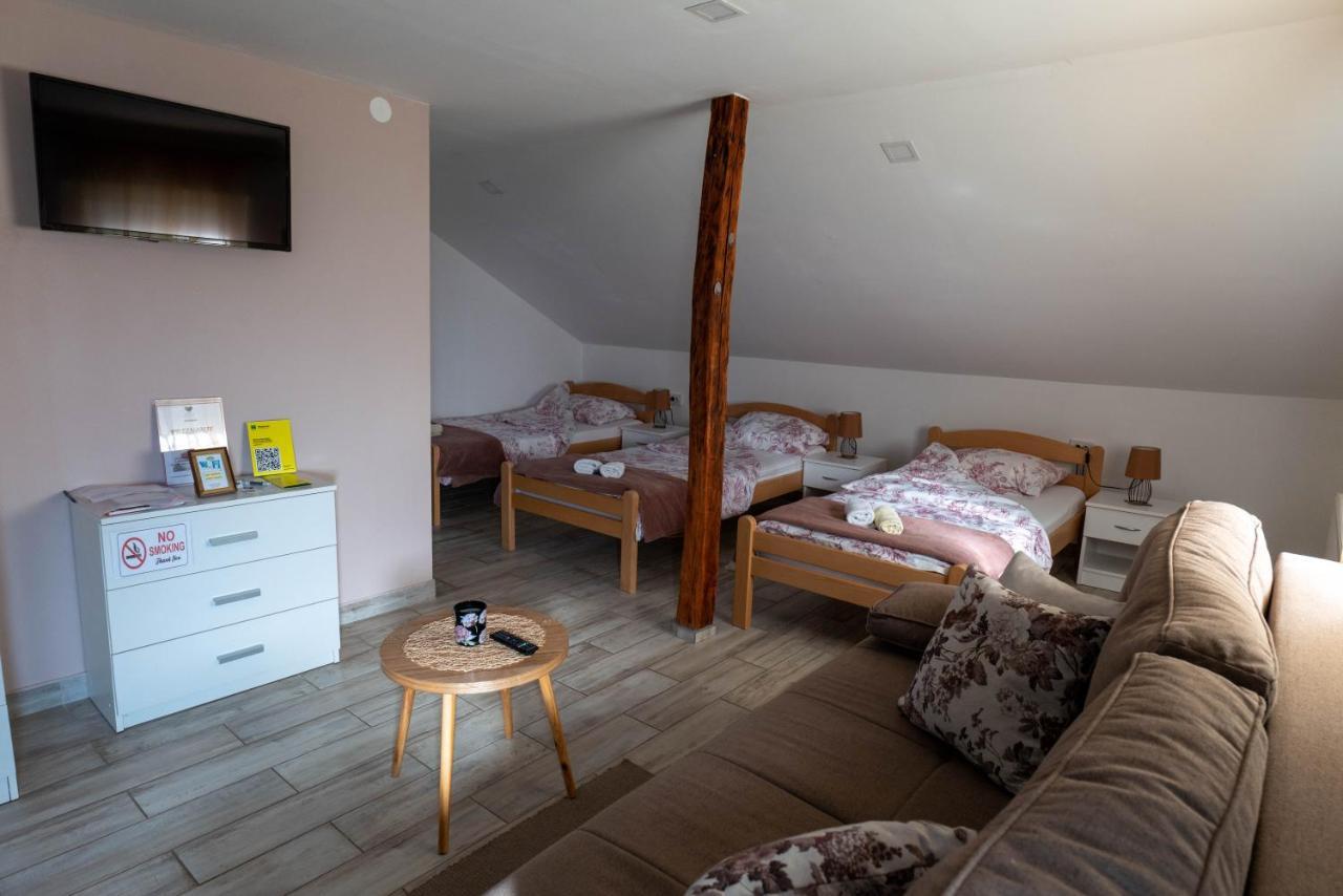 Studio Apartmani "Stimac" Garesnica Buitenkant foto