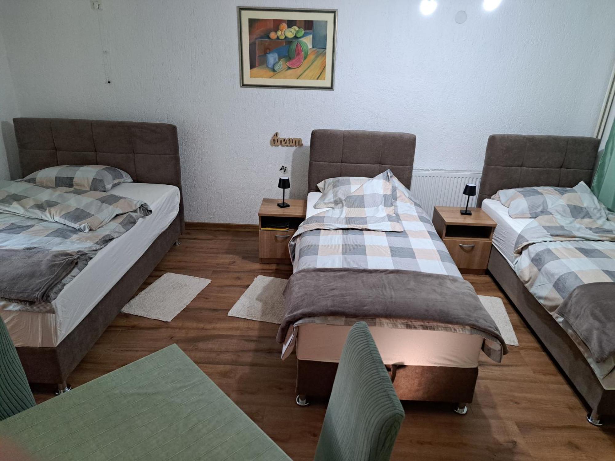 Studio Apartmani "Stimac" Garesnica Buitenkant foto