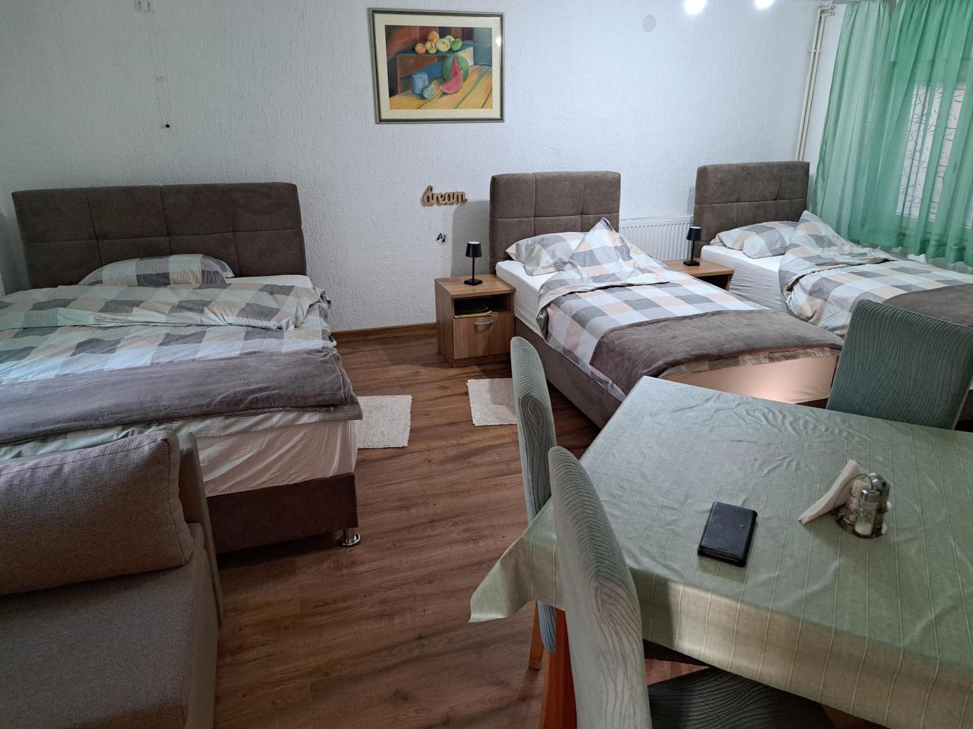 Studio Apartmani "Stimac" Garesnica Buitenkant foto