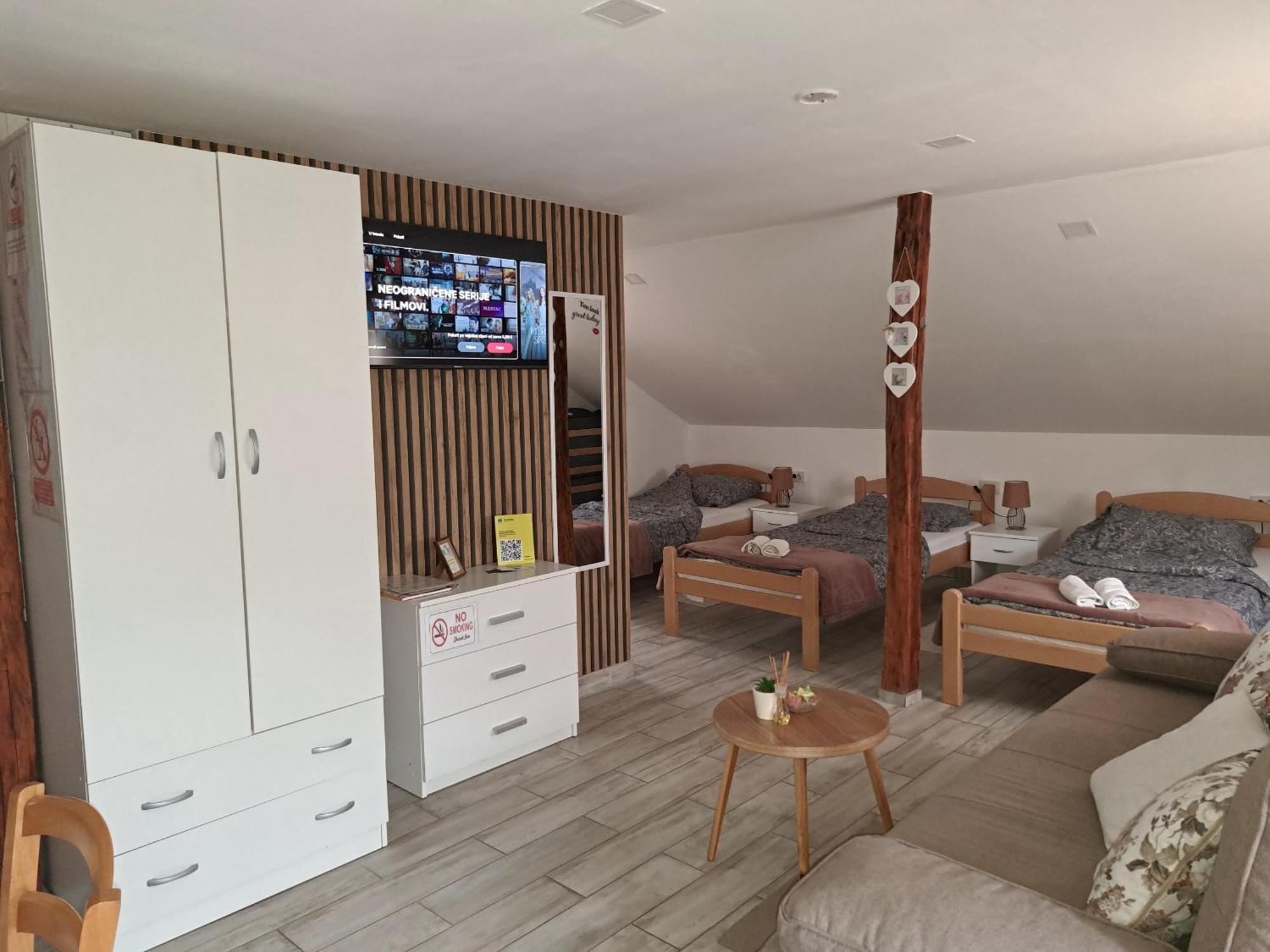 Studio Apartmani "Stimac" Garesnica Buitenkant foto